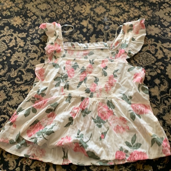 Please read description. NWT old navy top size XL - Picture 1 of 6